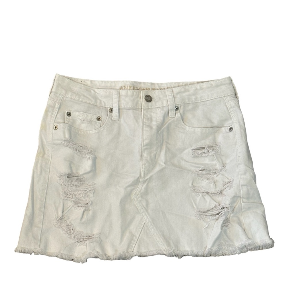 Size 8 American Eagle white denim skirt